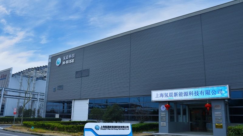 光伏组件直发与组串的区别：解析两种光伏发电系统
