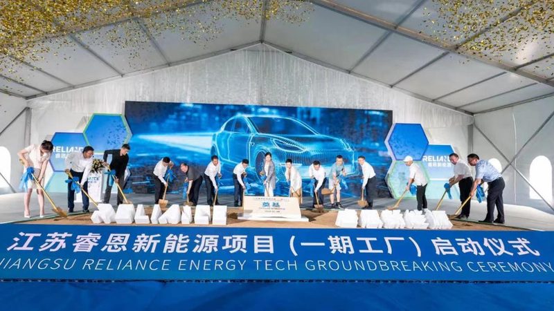 充电桩运维平台定制：构建高效充电网络的关键一环**