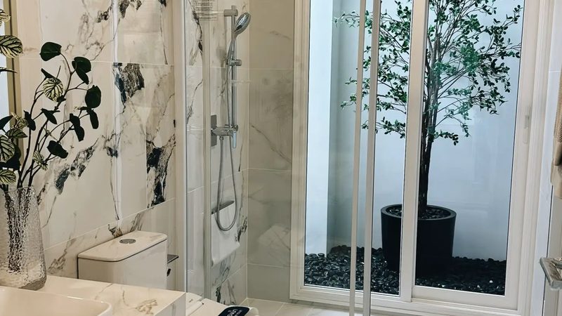 光伏工程材料清单及规格：揭秘光伏电站建设核心要素